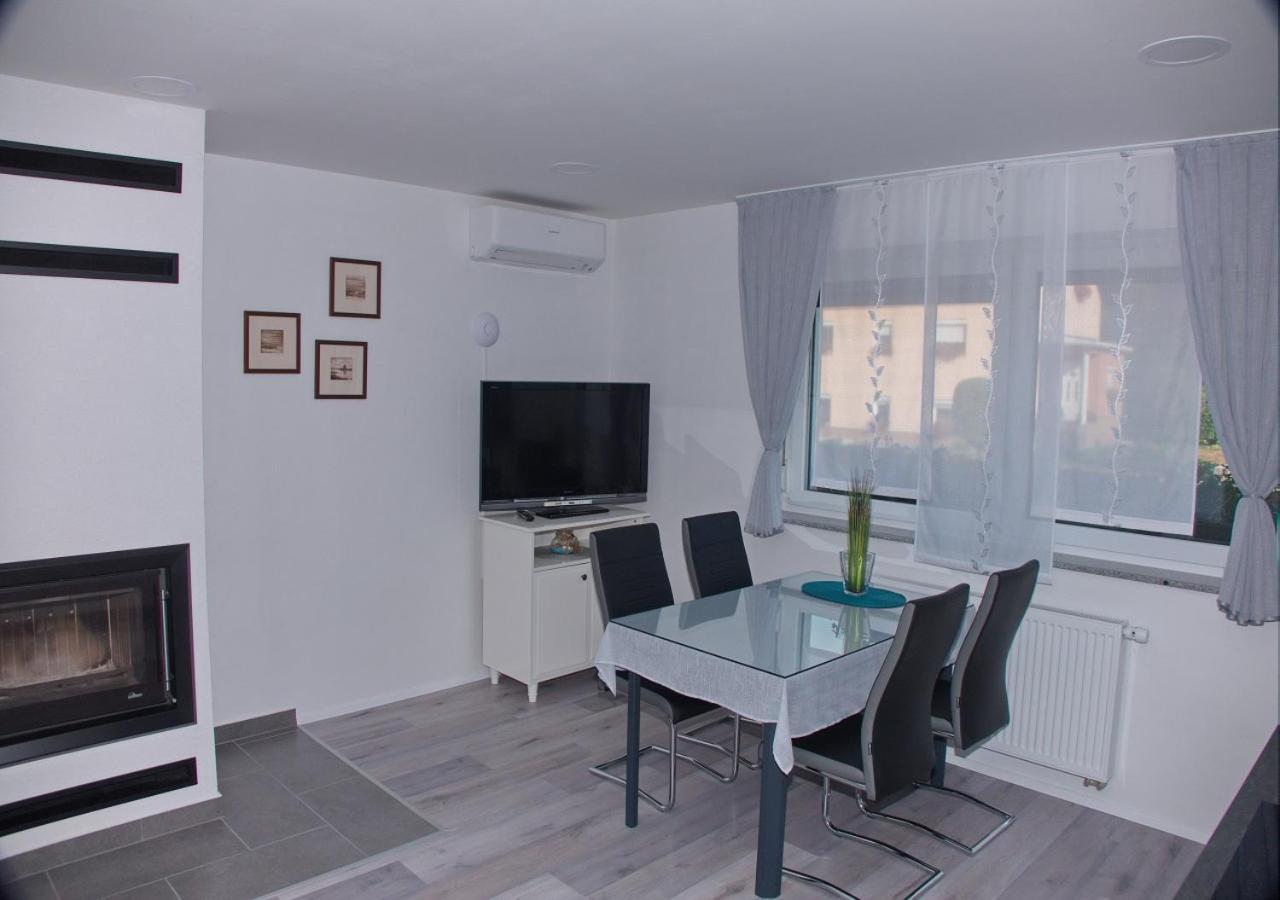 Apartmaji Anita Begunje pri Cerknici Экстерьер фото