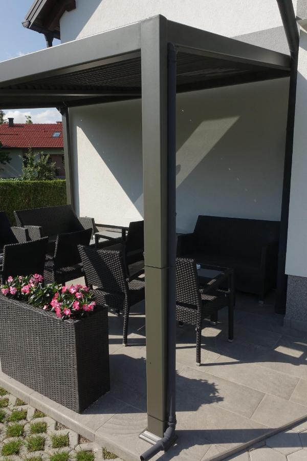 Apartmaji Anita Begunje pri Cerknici Экстерьер фото